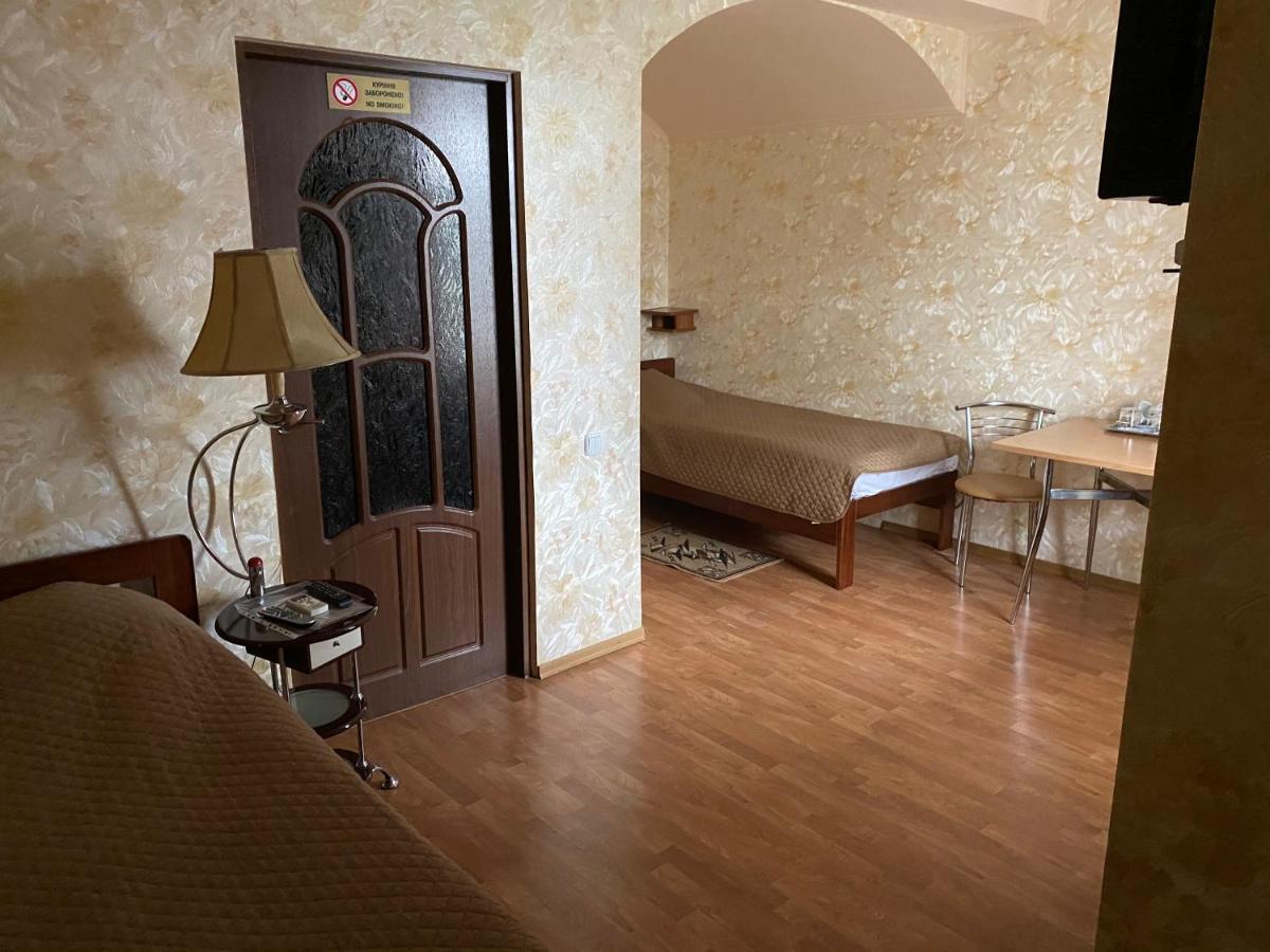 Hotel Гостинний Маєток Myla Exteriér fotografie