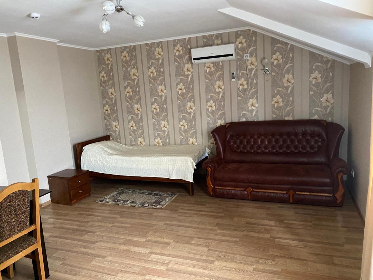 Hotel Гостинний Маєток Myla Exteriér fotografie