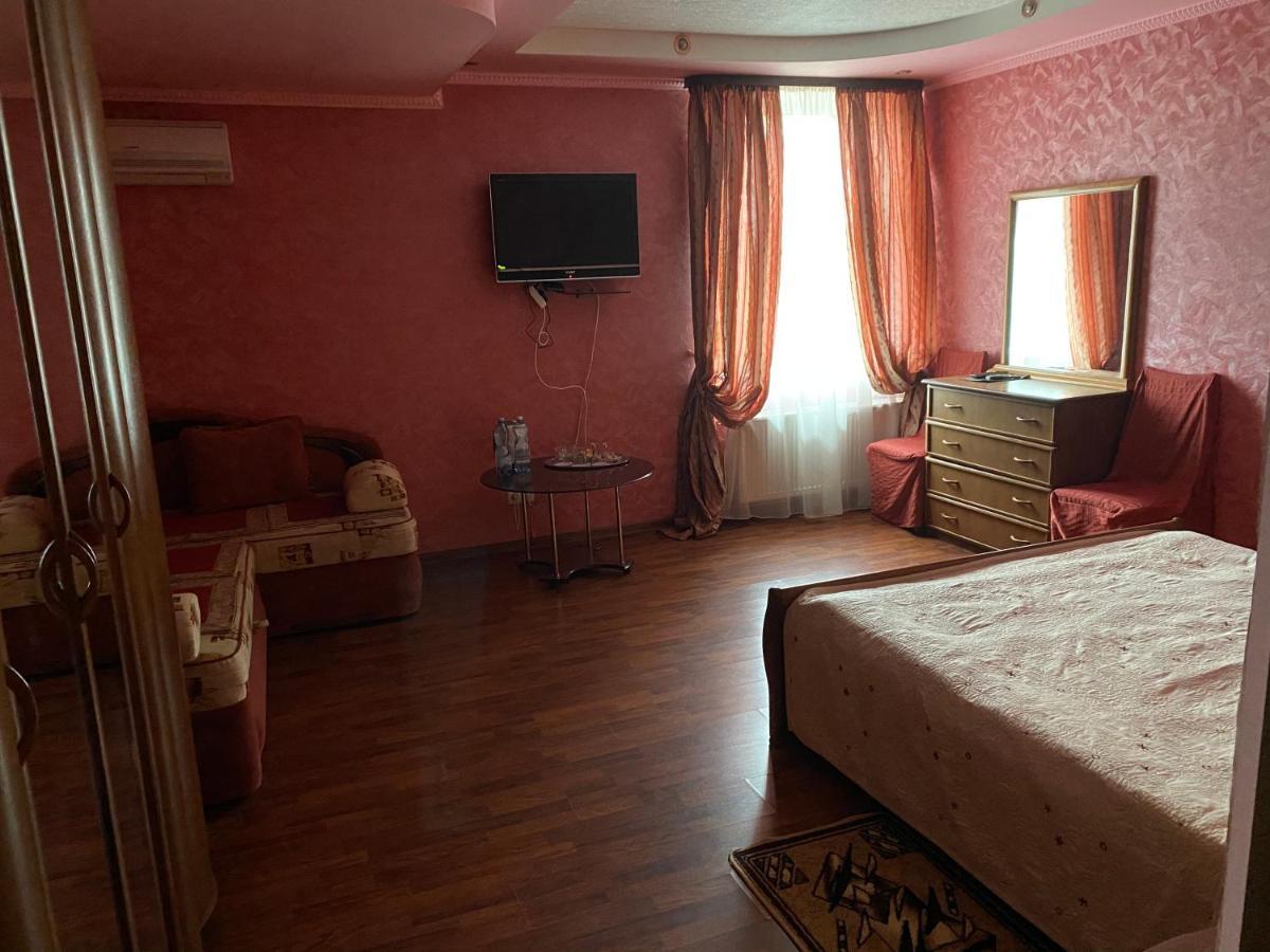 Hotel Гостинний Маєток Myla Exteriér fotografie